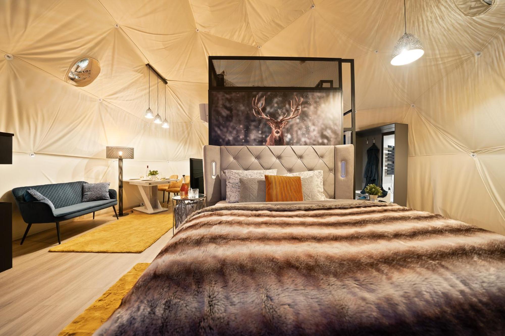Luxury tent Glamping Spindl One&only Spindleruv Mlyn